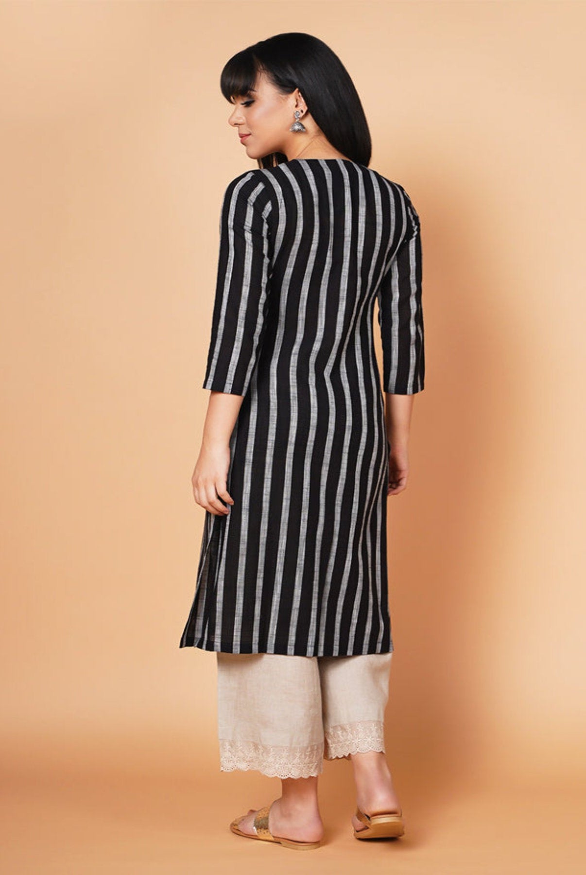 Simply Striped Straight Kurta+