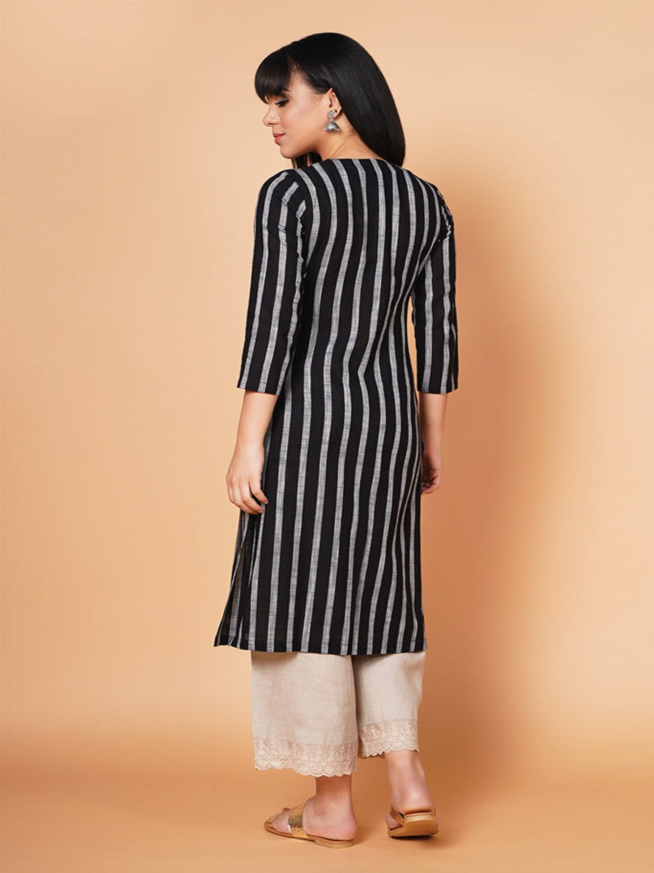 Simply Striped Straight Kurta+