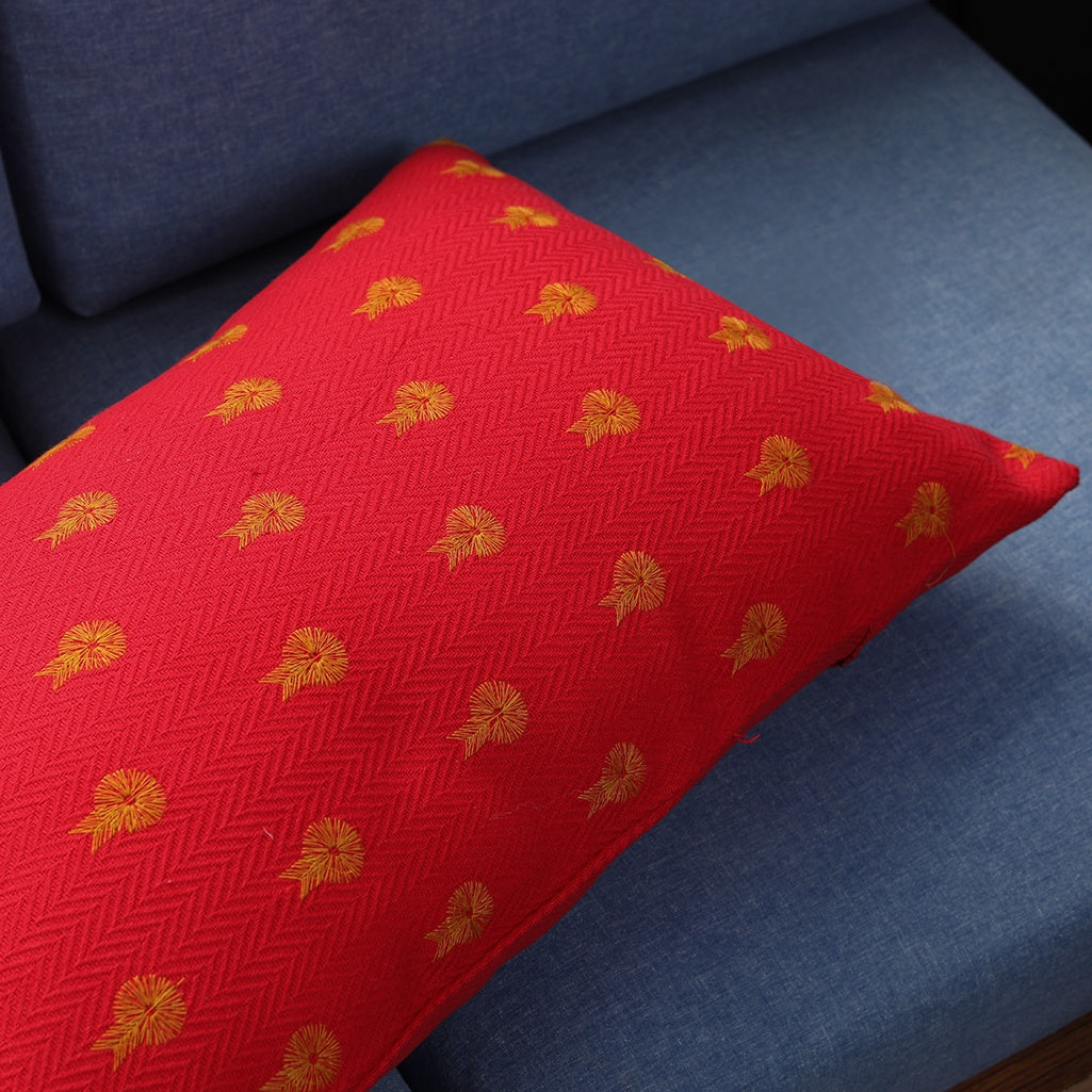 Embroidered Cushion in Textured Fabric (Pack of 1 Piece)