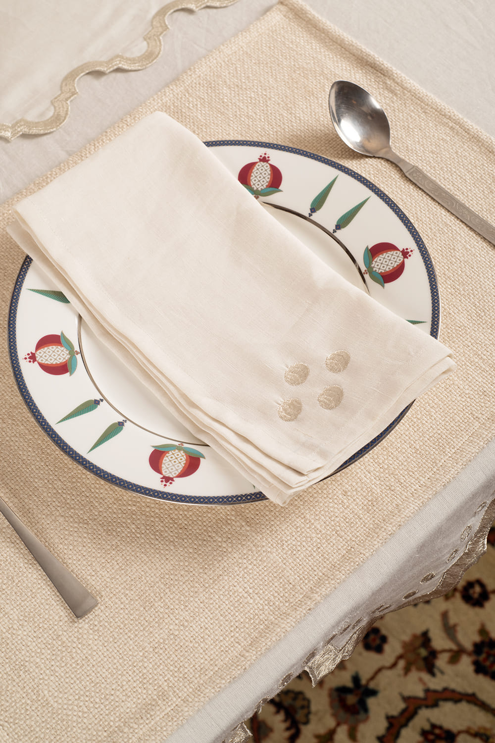 Edge Needle Craft Table Linen (Pack of 14 Pieces | 10 Seater)